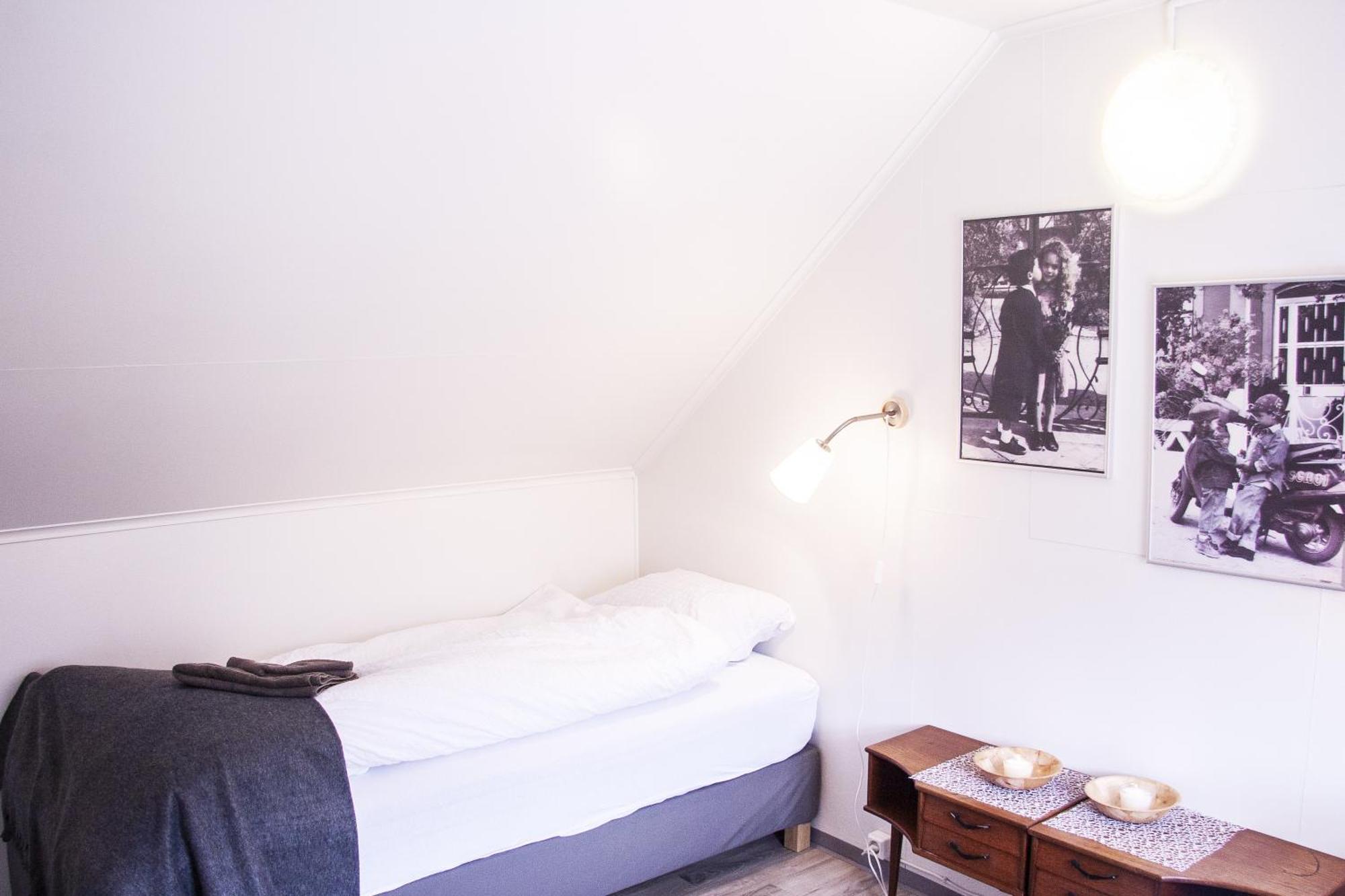 Fossardalur Guesthouse ดูปิวอเกอร์ ภายนอก รูปภาพ