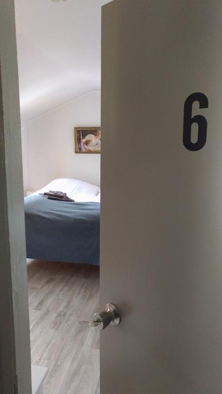 Fossardalur Guesthouse ดูปิวอเกอร์ ภายนอก รูปภาพ
