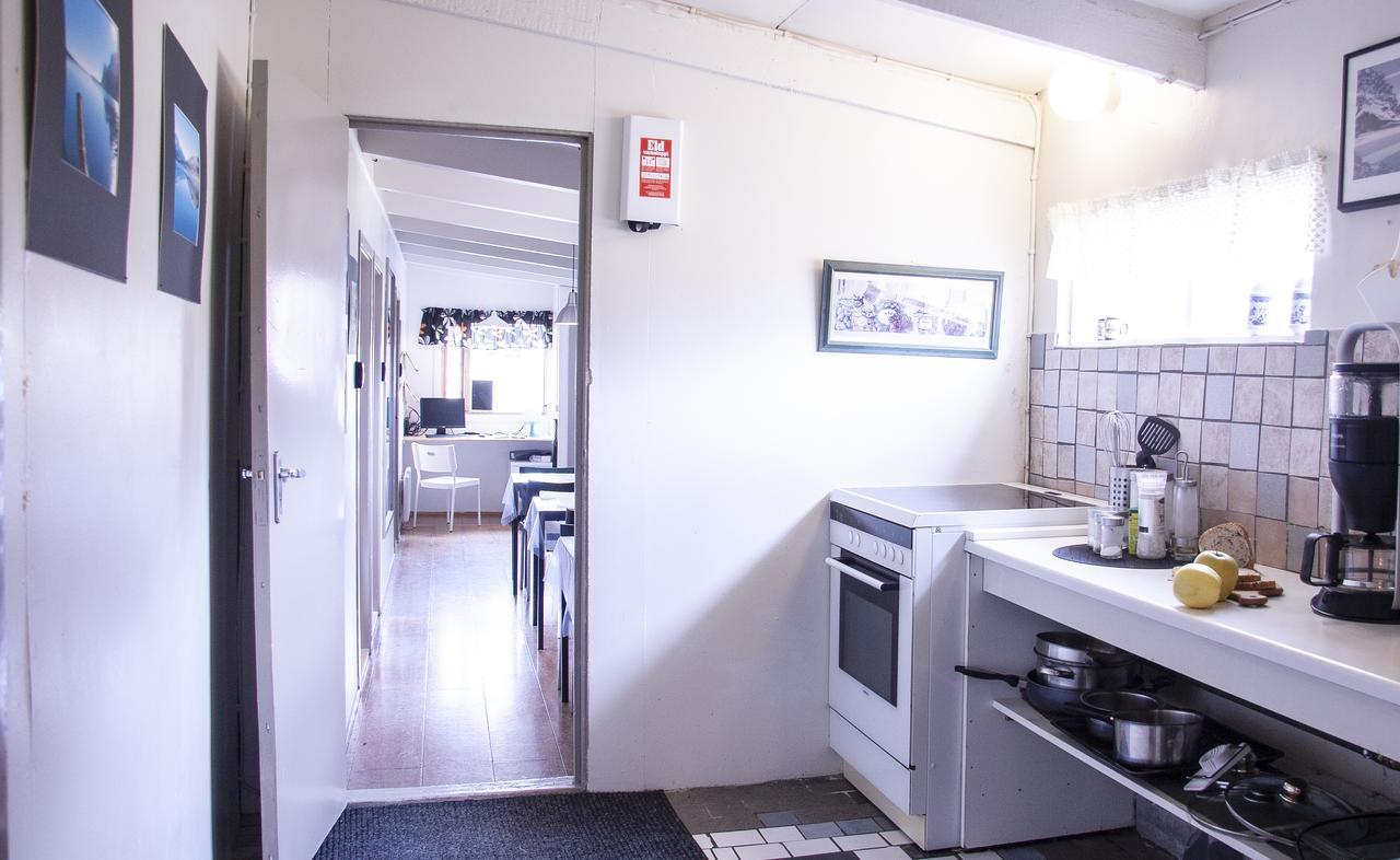 Fossardalur Guesthouse ดูปิวอเกอร์ ภายนอก รูปภาพ